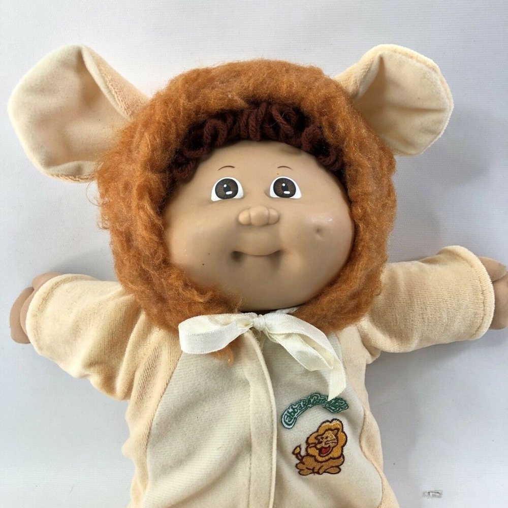 Vintage Patch Kid 1985 Brown Hair and Eyes Footed